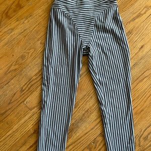 Fashion Brand Company striped, thong leggings, Size Small